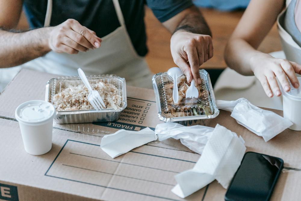 Packing food