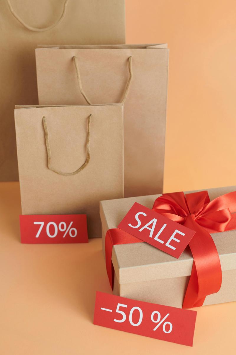 Sale shopping-4800552a434f48b1b987f145c67c925c.jpg Sale shopping